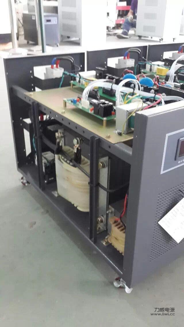ZBW-D稳压器，单相220v电压，ZBW-D无触点稳压器