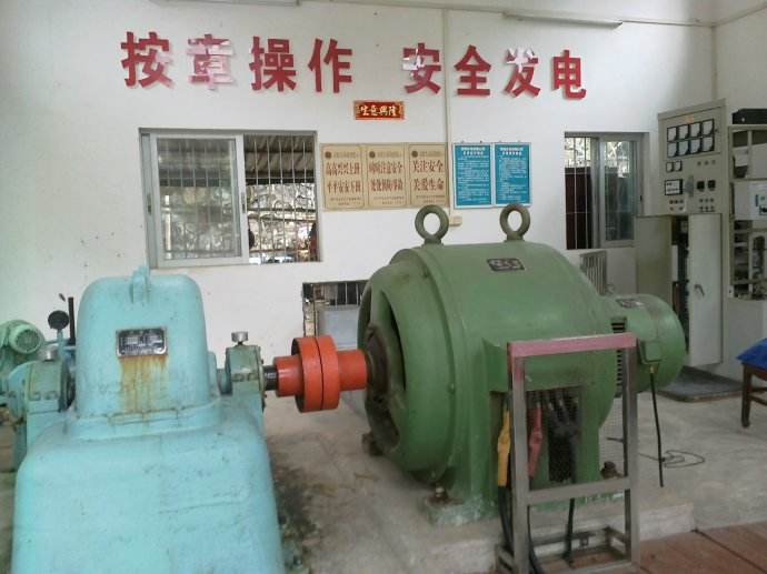 解决三相电机用多大稳压器,（15千瓦,3千瓦/3kw）看这里
